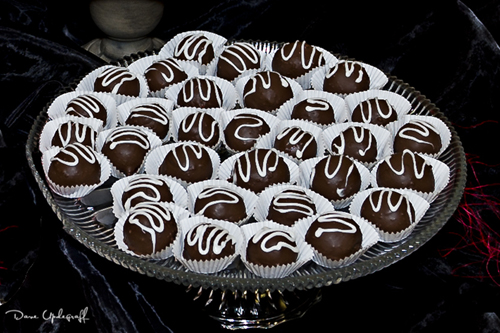 AA_Food-3 Red Velvet Truffles