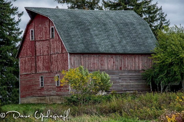Barn on JFK - Dubuque, Iowa