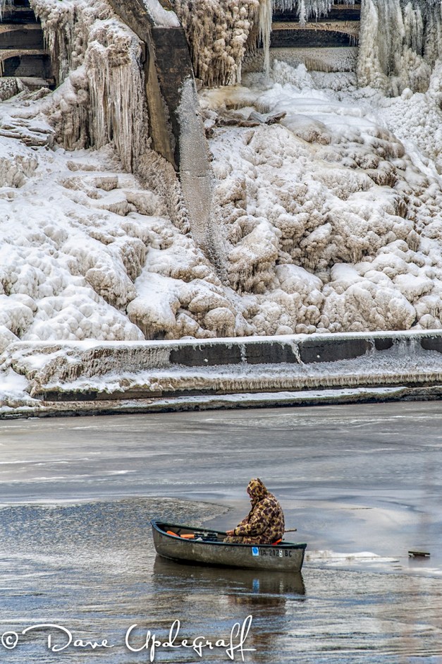 Huge ice build up on the dam